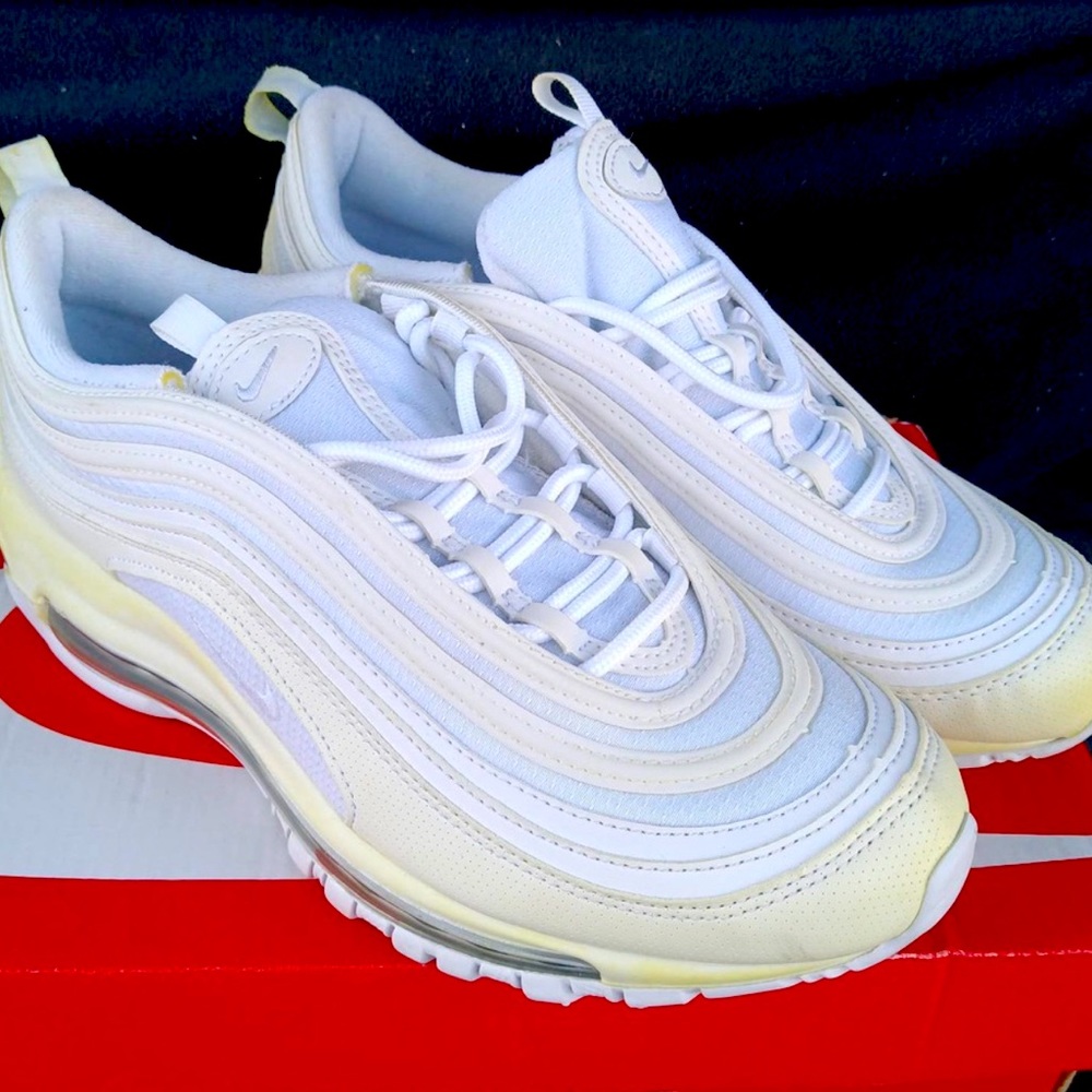 WOMENS AIR MAX 97's SIZE 7.5